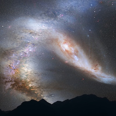 Link zur Beschreibung des astronomischen Programms „Ziel: Zukunft“ für Erwachsene und Kinder ab ca. 10 Jahre – Das Bild zeigt die Kollision von Milchstraße und Andromedagalaxie in etwa vier Milliarden Jahren (künstlerische Darstellung). 