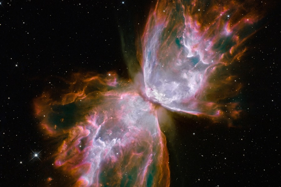 Das Bild zeigt den Schmetterlingsnebel. Es wurde vom Weltraumteleskop Hubble aufgenommen.
