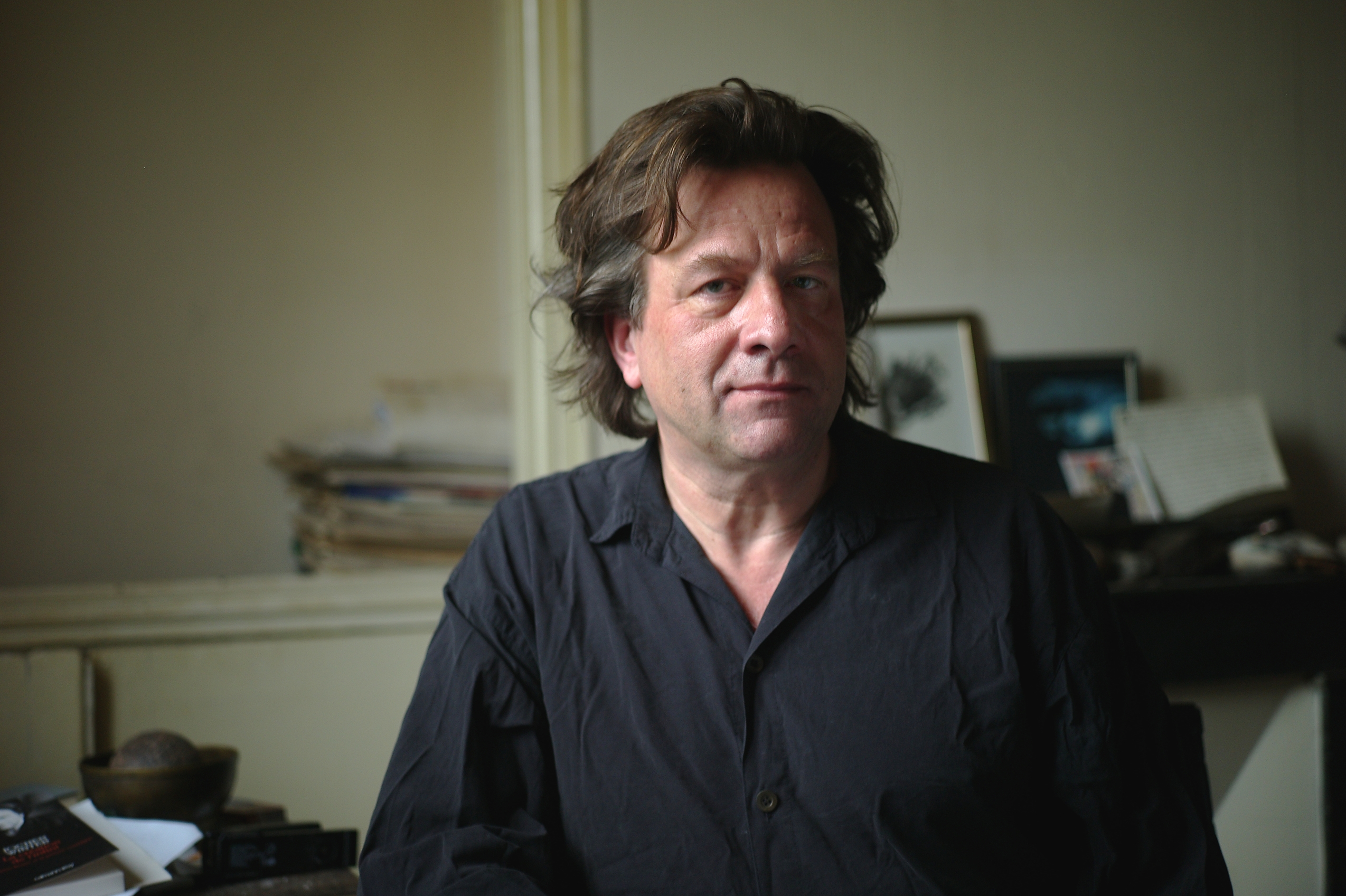 Das Bild zeigt den Lyriker Jochen Winter.